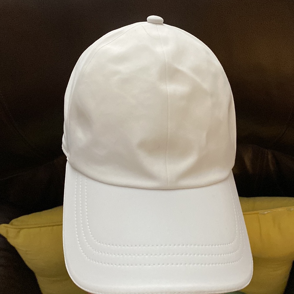 🌹🍋Lululemon Cap - Picture 2 of 11